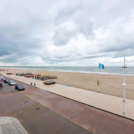 Les Vagues 3*
